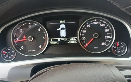 Volkswagen Touareg III, 2011 год, 2 450 000 рублей, 15 фотография