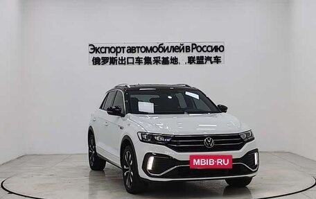 Volkswagen T-Roc I, 2022 год, 1 620 000 рублей, 3 фотография