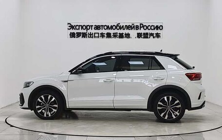 Volkswagen T-Roc I, 2022 год, 1 620 000 рублей, 5 фотография
