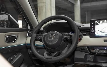 Honda Vezel, 2022 год, 1 700 000 рублей, 9 фотография