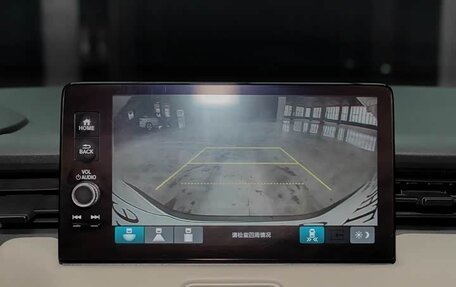 Honda Vezel, 2022 год, 1 700 000 рублей, 11 фотография