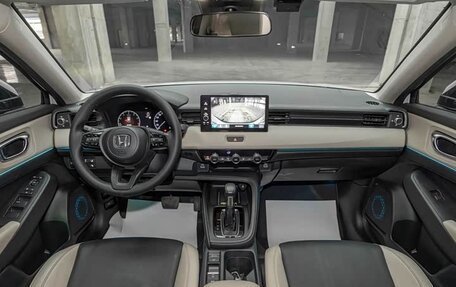 Honda Vezel, 2022 год, 1 700 000 рублей, 15 фотография