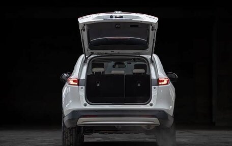 Honda Vezel, 2022 год, 1 700 000 рублей, 21 фотография