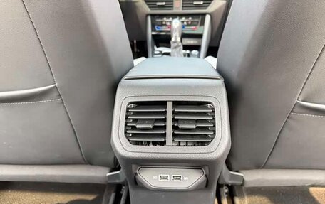 Volkswagen Bora, 2022 год, 1 400 000 рублей, 16 фотография