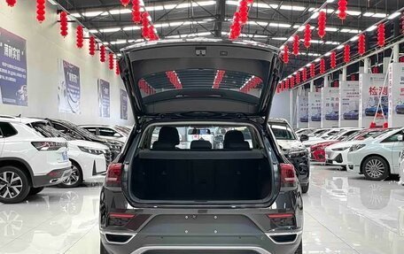 Volkswagen T-Roc I, 2022 год, 1 720 000 рублей, 6 фотография