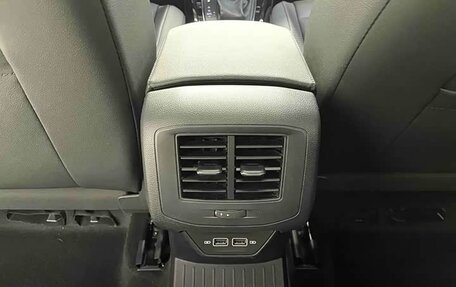 Volkswagen T-Roc I, 2022 год, 1 720 000 рублей, 17 фотография