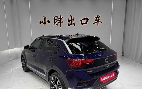 Volkswagen T-Roc I, 2022 год, 1 591 000 рублей, 5 фотография