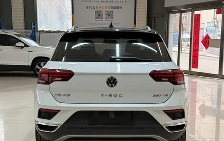 Volkswagen T-Roc I, 2022 год, 1 760 000 рублей, 5 фотография