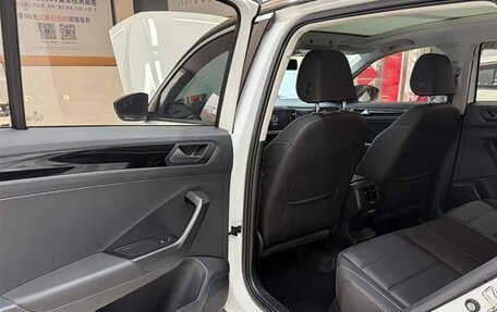 Volkswagen T-Roc I, 2022 год, 1 760 000 рублей, 17 фотография