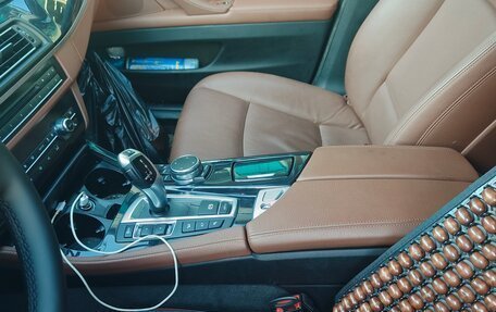 BMW 5 серия, 2016 год, 2 400 000 рублей, 3 фотография