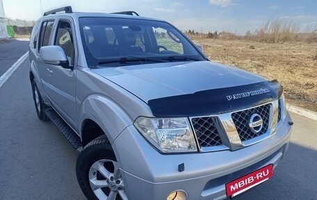 Nissan Pathfinder, 2007 год, 1 170 000 рублей, 10 фотография