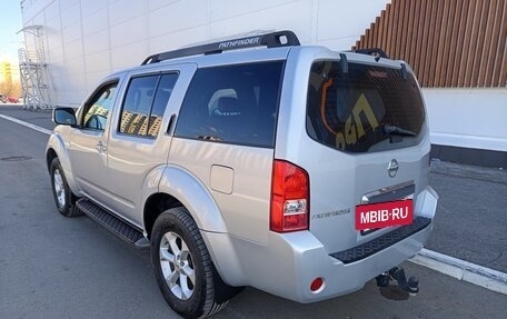 Nissan Pathfinder, 2007 год, 1 170 000 рублей, 18 фотография