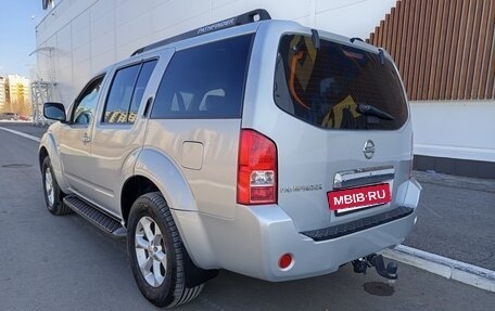 Nissan Pathfinder, 2007 год, 1 170 000 рублей, 17 фотография