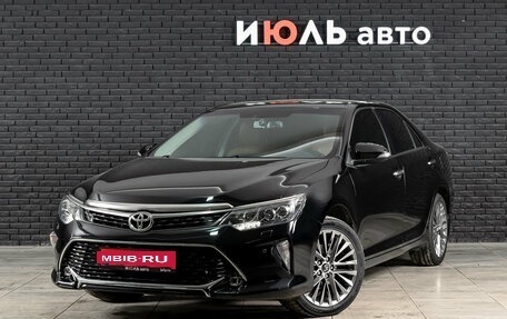 Toyota Camry, 2017 год, 2 390 000 рублей, 1 фотография