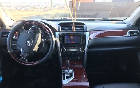 Toyota Camry, 2013 год, 1 900 000 рублей, 8 фотография