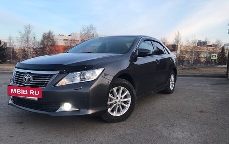 Toyota Camry, 2013 год, 1 900 000 рублей, 2 фотография