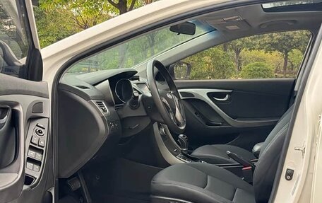 Hyundai Elantra V, 2016 год, 1 220 000 рублей, 11 фотография