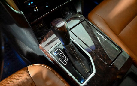 Toyota Camry, 2017 год, 2 390 000 рублей, 14 фотография