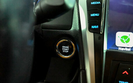 Toyota Camry, 2017 год, 2 390 000 рублей, 16 фотография