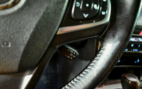 Toyota Camry, 2017 год, 2 390 000 рублей, 17 фотография