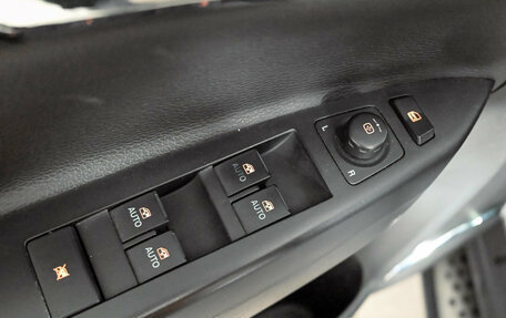 Opel Antara I, 2013 год, 1 300 000 рублей, 13 фотография