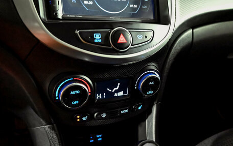 Hyundai Solaris II рестайлинг, 2014 год, 1 150 000 рублей, 15 фотография