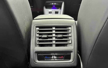 Volkswagen Golf VIII, 2022 год, 1 910 000 рублей, 14 фотография