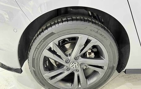 Volkswagen Golf VIII, 2022 год, 1 910 000 рублей, 19 фотография