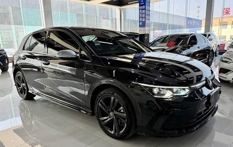 Volkswagen Golf VIII, 2022 год, 1 910 000 рублей, 23 фотография