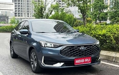 Ford Escort, 2021 год, 1 135 000 рублей, 1 фотография