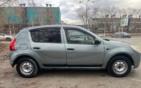 Renault Sandero I, 2010 год, 328 000 рублей, 3 фотография