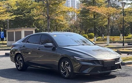 Hyundai Elantra, 2022 год, 1 500 000 рублей, 3 фотография