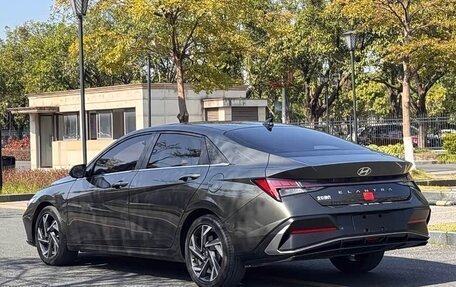 Hyundai Elantra, 2022 год, 1 500 000 рублей, 6 фотография