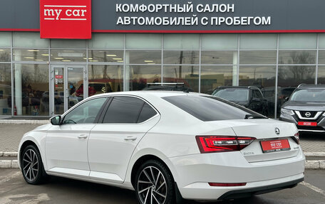Skoda Superb III рестайлинг, 2017 год, 1 615 000 рублей, 6 фотография