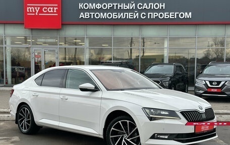Skoda Superb III рестайлинг, 2017 год, 1 615 000 рублей, 3 фотография