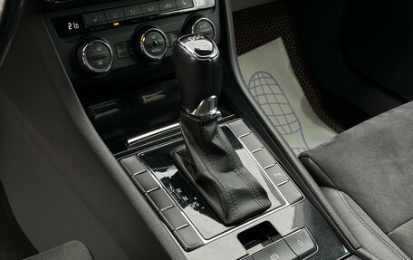 Skoda Superb III рестайлинг, 2017 год, 1 615 000 рублей, 15 фотография