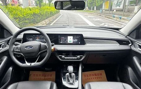 Ford Escort, 2021 год, 1 135 000 рублей, 9 фотография