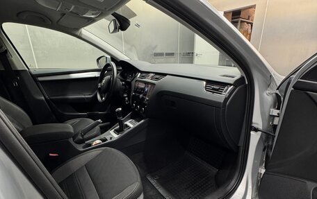 Skoda Octavia, 2017 год, 1 900 000 рублей, 12 фотография