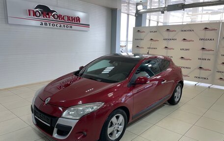 Renault Megane III, 2011 год, 900 000 рублей, 2 фотография