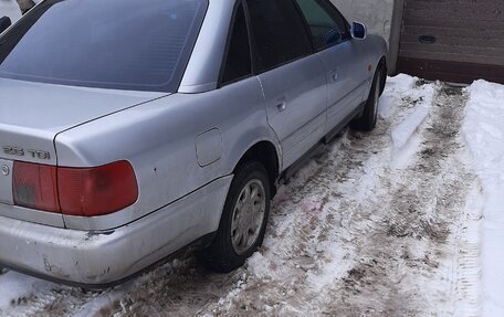 Audi A6, 1996 год, 325 000 рублей, 1 фотография