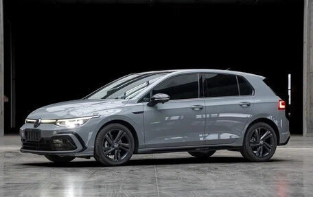 Volkswagen Golf VIII, 2022 год, 1 800 000 рублей, 1 фотография