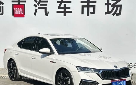 Skoda Octavia IV, 2021 год, 1 525 000 рублей, 1 фотография