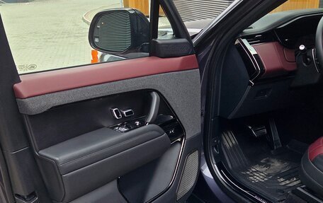 Land Rover Range Rover Sport, 2023 год, 20 000 000 рублей, 20 фотография