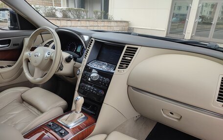 Infiniti FX II, 2012 год, 1 700 000 рублей, 6 фотография