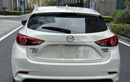 Mazda 3, 2019 год, 1 930 000 рублей, 5 фотография