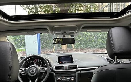Mazda 3, 2019 год, 1 930 000 рублей, 8 фотография
