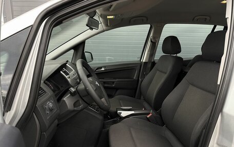 Opel Zafira B, 2011 год, 799 000 рублей, 27 фотография