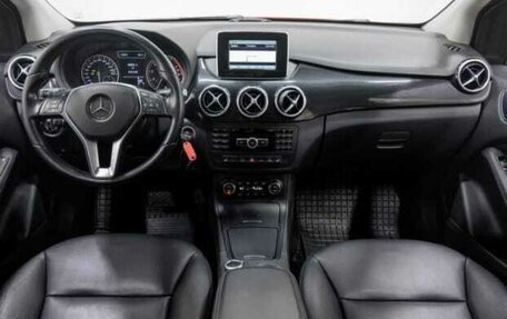 Mercedes-Benz B-Класс, 2013 год, 1 400 000 рублей, 8 фотография