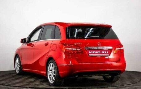 Mercedes-Benz B-Класс, 2013 год, 1 400 000 рублей, 22 фотография