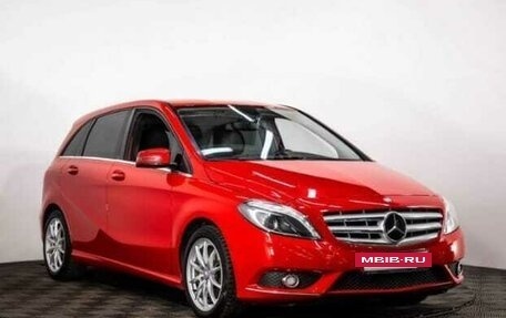 Mercedes-Benz B-Класс, 2013 год, 1 400 000 рублей, 25 фотография
